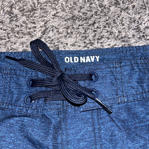 NWT Men’s Old Navy Board Shorts (M) - Picture 2 of 3